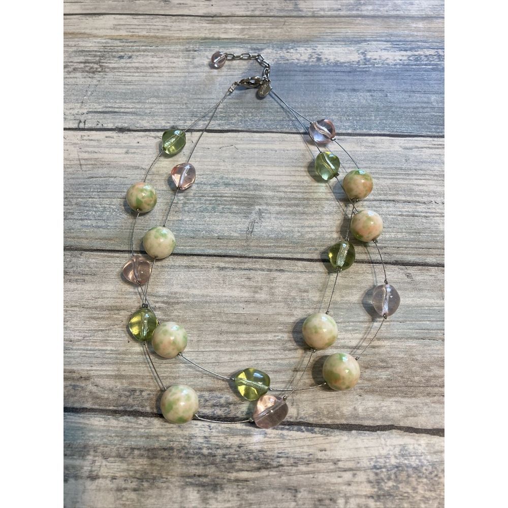 Top Frogâ Double Strand Acrylic Bead Necklace NWOT Stations 16" Green